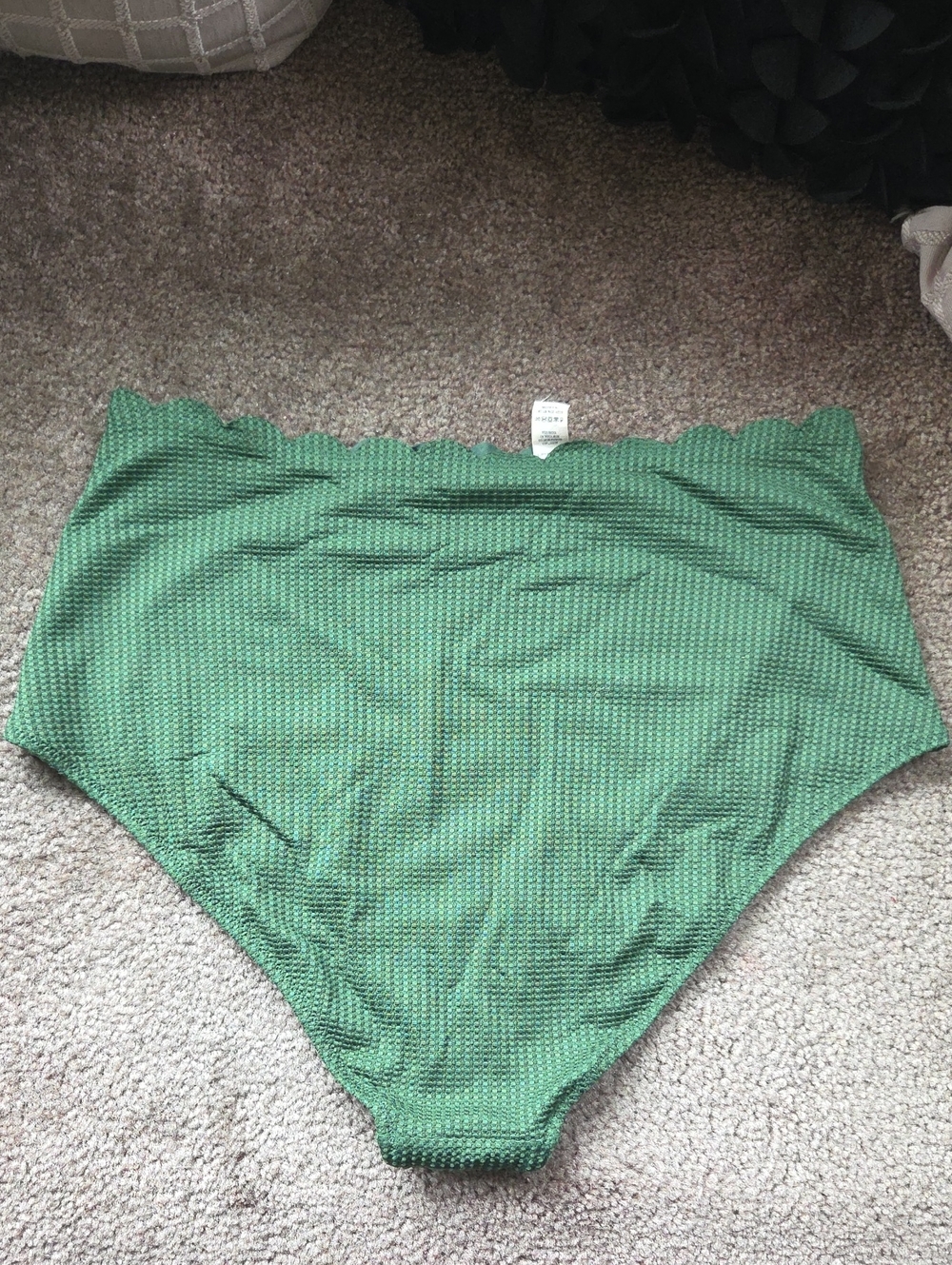 aerie High-Waist Scalloped Green Bikini Bottoms - Picture 3 of 4
